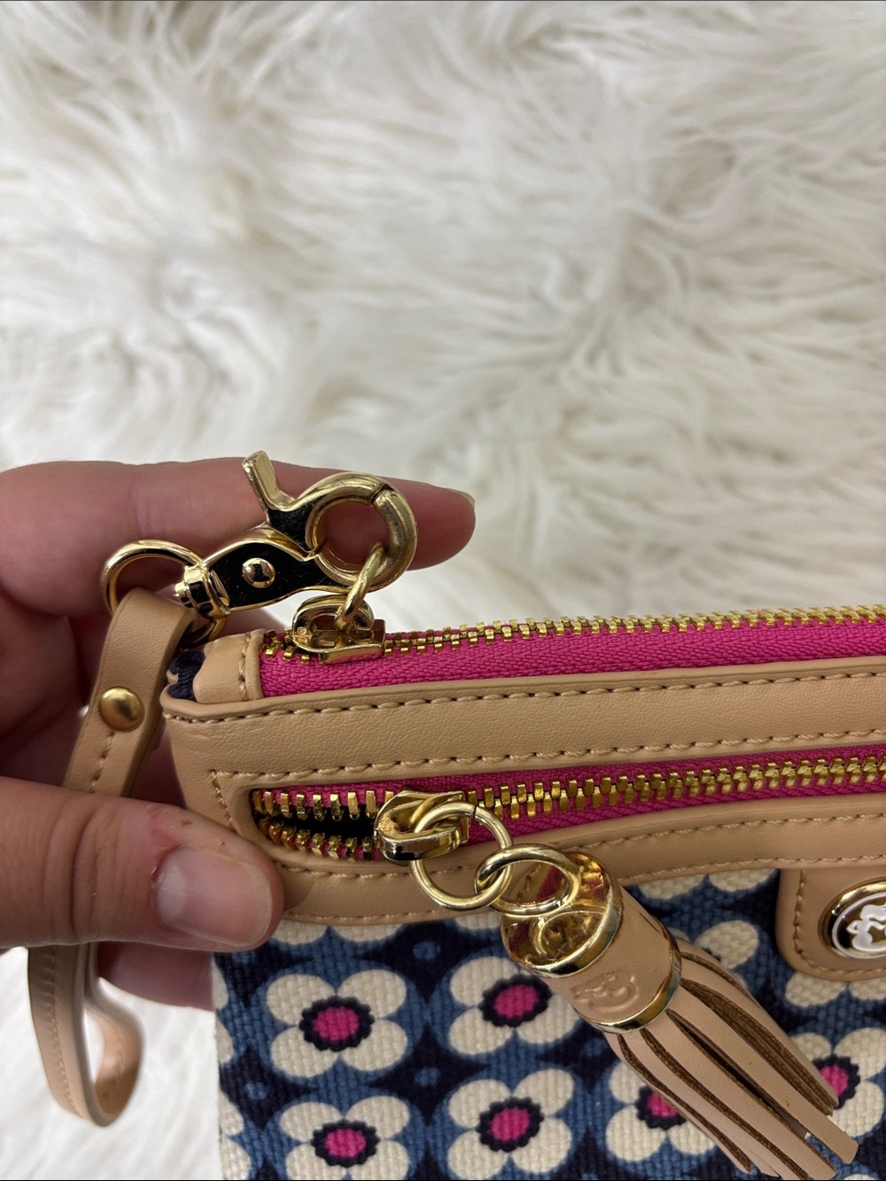 Spartina 449 Navy Floral Wristlet with Beige Trim and Pink Accents - Picture 3 of 5